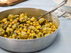 קציצות עוף עם תבשיל חומוס