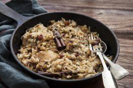 תבשיל מעושן של אורז ועוף