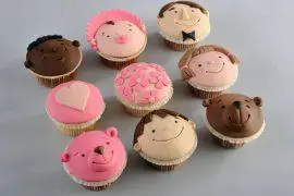 בצק סוכר: ליצור ולשמוח כמו ילדים בצק סוכר: ליצור ולשמוח כמו ילדים