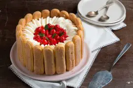 עוגת שרלוט ב-10 דקות