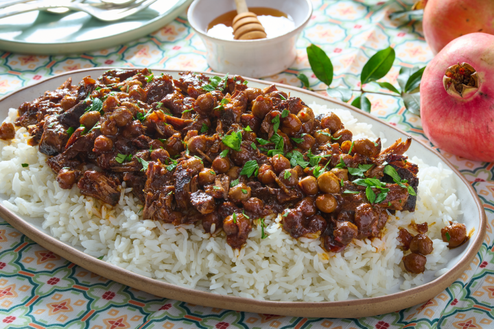 אורז חגיגי עם בשר מפורק